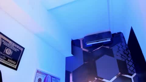 Elsa online show from 09/09/25, 12:15