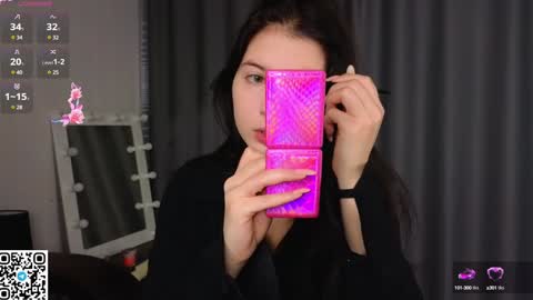 Elizabeth online show from 01/27/25, 07:35