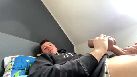 eltat_75 online show from 02/07/25, 11:01