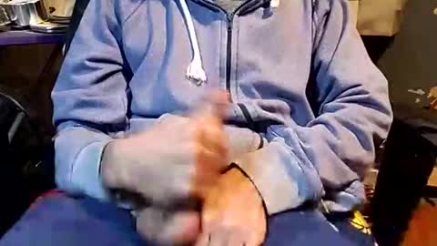Snapshot of elvergg1 chatting on 02/09/26, 08:51 elvergg1 online show from 02/09/26, 08:51