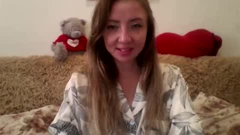 Snapshot of elvinasweet chatting on 10/09/25, 07:28 ElvinaSweet online show from 10/09/25, 07:28
