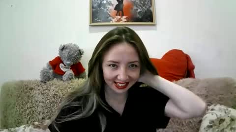 Snapshot of elvinasweet chatting on 10/15/25, 05:51 ElvinaSweet online show from 10/15/25, 05:51
