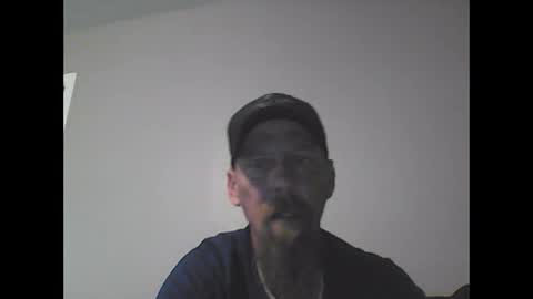 Snapshot of elwooood7 chatting on 12/11/24, 08:39 elwooood7 online show from 12/11/24, 08:39