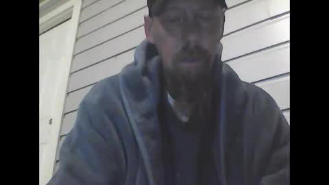 Snapshot of elwooood7 chatting on 12/14/24, 12:23 elwooood7 online show from 12/14/24, 12:23