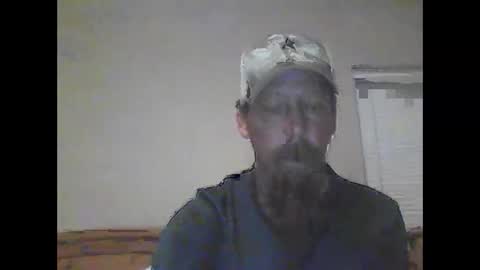 Snapshot of elwooood7 chatting on 03/01/25, 12:23 elwooood7 online show from 03/01/25, 12:23