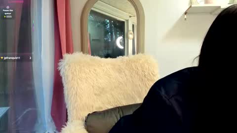 elyarose_ online show from 02/09/26, 06:17