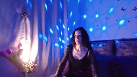 Elisa online show from 03/07/26, 07:00