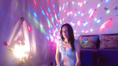 Snapshot of elysasun chatting on 06/27/26, 06:35 Elisa online show from 06/27/26, 06:35
