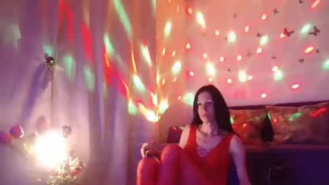 Snapshot of elysasun chatting on 08/03/26, 06:00 Elisa online show from 08/03/26, 06:00