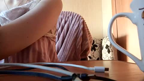 Elza Kom online show from 12/01/25, 05:45