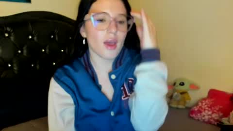 Snapshot of ema_04 chatting on 07/16/26, 12:27 Estefany Martinez Acua INSTAGRAM ema 04oficial online show from 07/16/26, 12:27