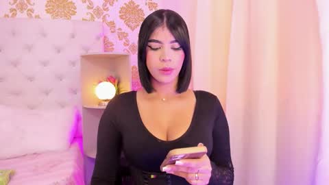 Ema Lambert  online show from 11/25/25, 02:39