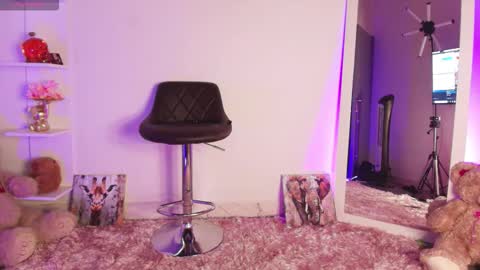 ema_parkerr online show from 02/22/26, 08:51