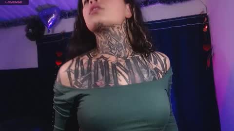 ema_ploxx online show from 03/02/26, 05:08