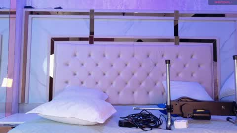 emaa2_sm online show from 05/26/26, 03:02