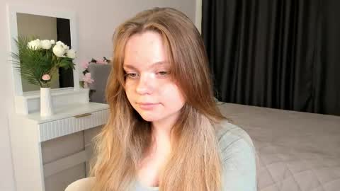 Julie online show from 05/12/26, 06:38