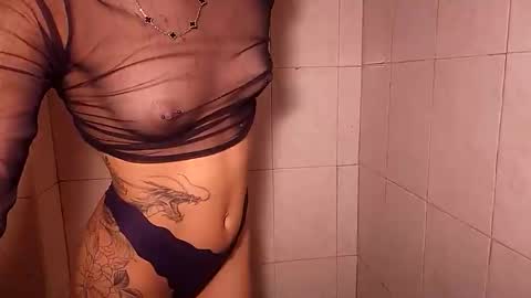 Ema Luna online show from 04/05/26, 02:09