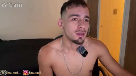 Snapshot of emanuell___ chatting on 03/17/26, 12:52 emanuell___ online show from 03/17/26, 12:52