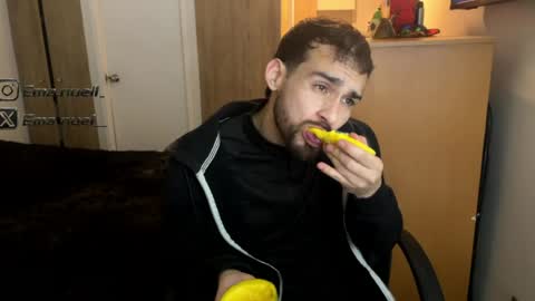 emanuell___ online show from 06/15/26, 10:56