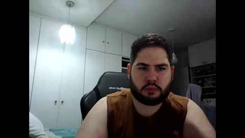 embarrassed_str8_3incher online show from 04/26/26, 01:36