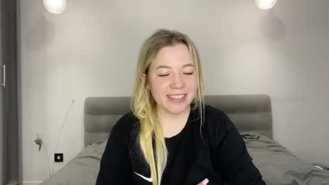 Alice online show from 12/05/25, 07:39