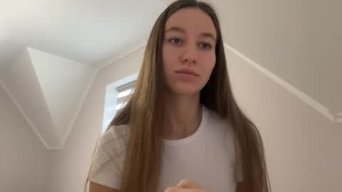 Alina online show from 11/12/25, 12:05