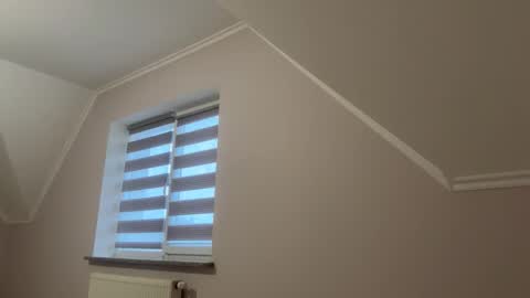 Alina online show from 11/16/25, 01:17