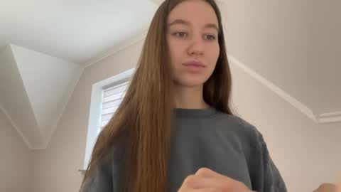 Alina online show from 11/22/25, 10:58