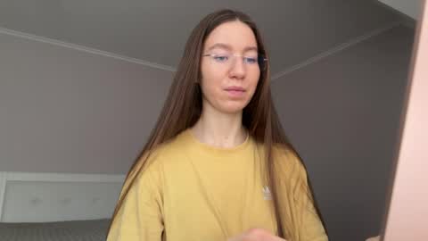 Alina online show from 03/27/26, 01:55