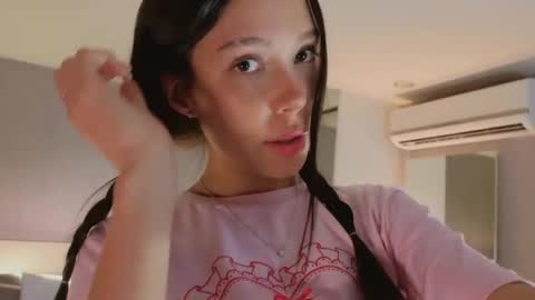 Snapshot of emelia_fox chatting on 05/15/26, 10:39 Emmy the sly little fox HTP is open an unforgettable show awaits you. I undress in private online show from 05/15/26, 10:39