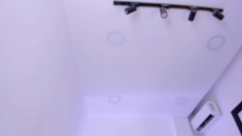 emelie_89 online show from 09/30/25, 11:48