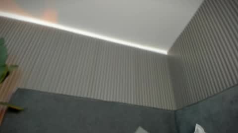 emelie_89 online show from 04/27/26, 11:41