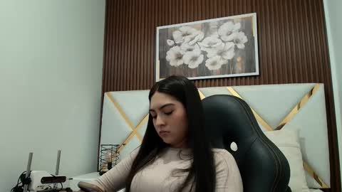 Emily  online show from 01/15/26, 02:27