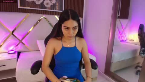Emily  online show from 05/08/26, 05:35