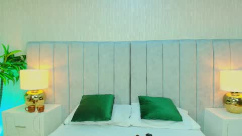 Snapshot of emely_606 chatting on 12/02/25, 03:45 Emely Antony online show from 12/02/25, 03:45