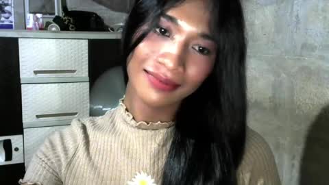 Snapshot of emely_lany chatting on 07/29/26, 08:51 Lany online show from 07/29/26, 08:51
