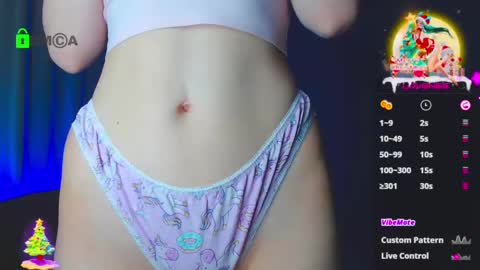 Snapshot of emelycrystal chatting on 01/19/25, 06:31 Emely online show from 01/19/25, 06:31