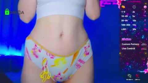 Snapshot of emelycrystal chatting on 10/10/25, 11:26 Emely online show from 10/10/25, 11:26