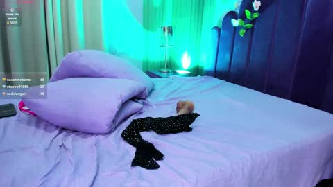 emely ross online show from 01/17/25, 07:08