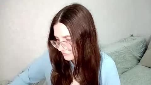 Snapshot of emelysimonson chatting on 10/04/25, 02:15 Stacy online show from 10/04/25, 02:15