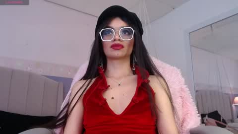 Danna online show from 11/21/25, 03:38