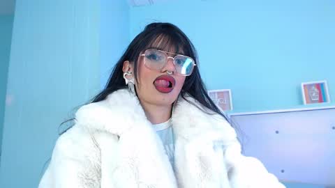 Danna online show from 05/09/26, 01:22