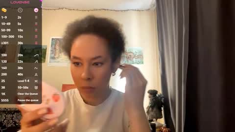 Mabel online show from 03/15/26, 09:15