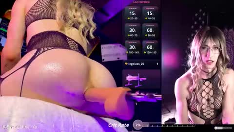 Snapshot of emerylune_xo chatting on 12/03/25, 05:37 Emery Lune online show from 12/03/25, 05:37