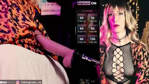 Snapshot of emerylune_xo chatting on 02/05/26, 05:34 Emery Lune online show from 02/05/26, 05:34