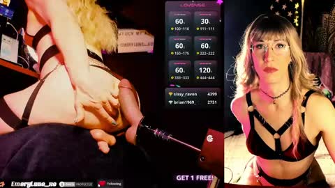 Snapshot of emerylune_xo chatting on 04/17/26, 05:54 Emery Lune online show from 04/17/26, 05:54