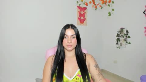 Snapshot of emi_blossom_ chatting on 03/27/26, 04:40 Emily online show from 03/27/26, 04:40