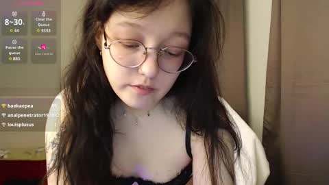 Snapshot of emi_gooflord chatting on 12/14/24, 09:51 Emi online show from 12/14/24, 09:51