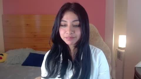 Emi Kiss online show from 08/06/26, 07:05