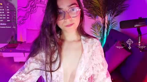 Snapshot of emi_roberts chatting on 04/02/26, 04:32 Emmily Roberts online show from 04/02/26, 04:32